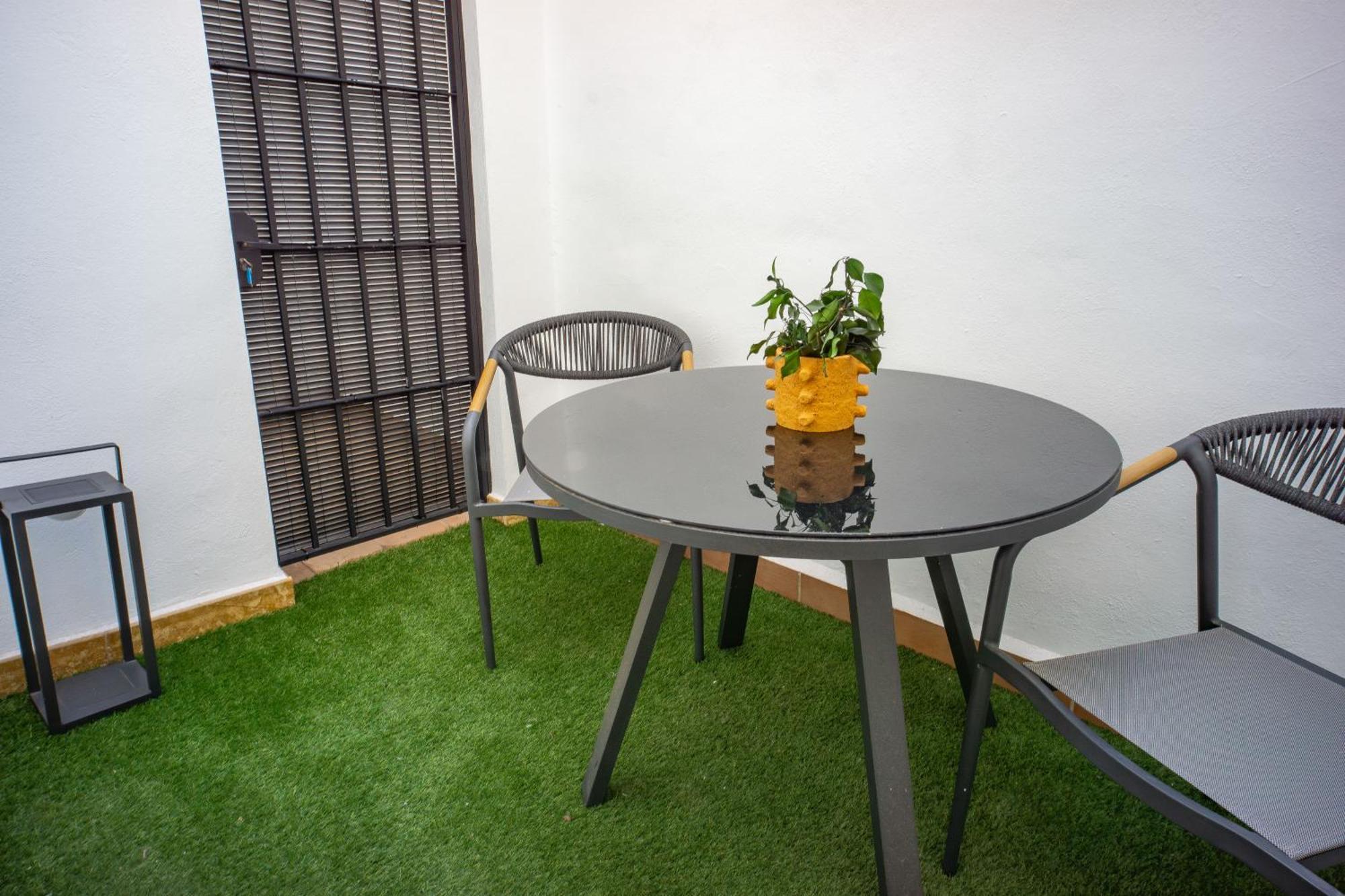 Bubu - Apartamentos En El Centro Málaga Exterior foto