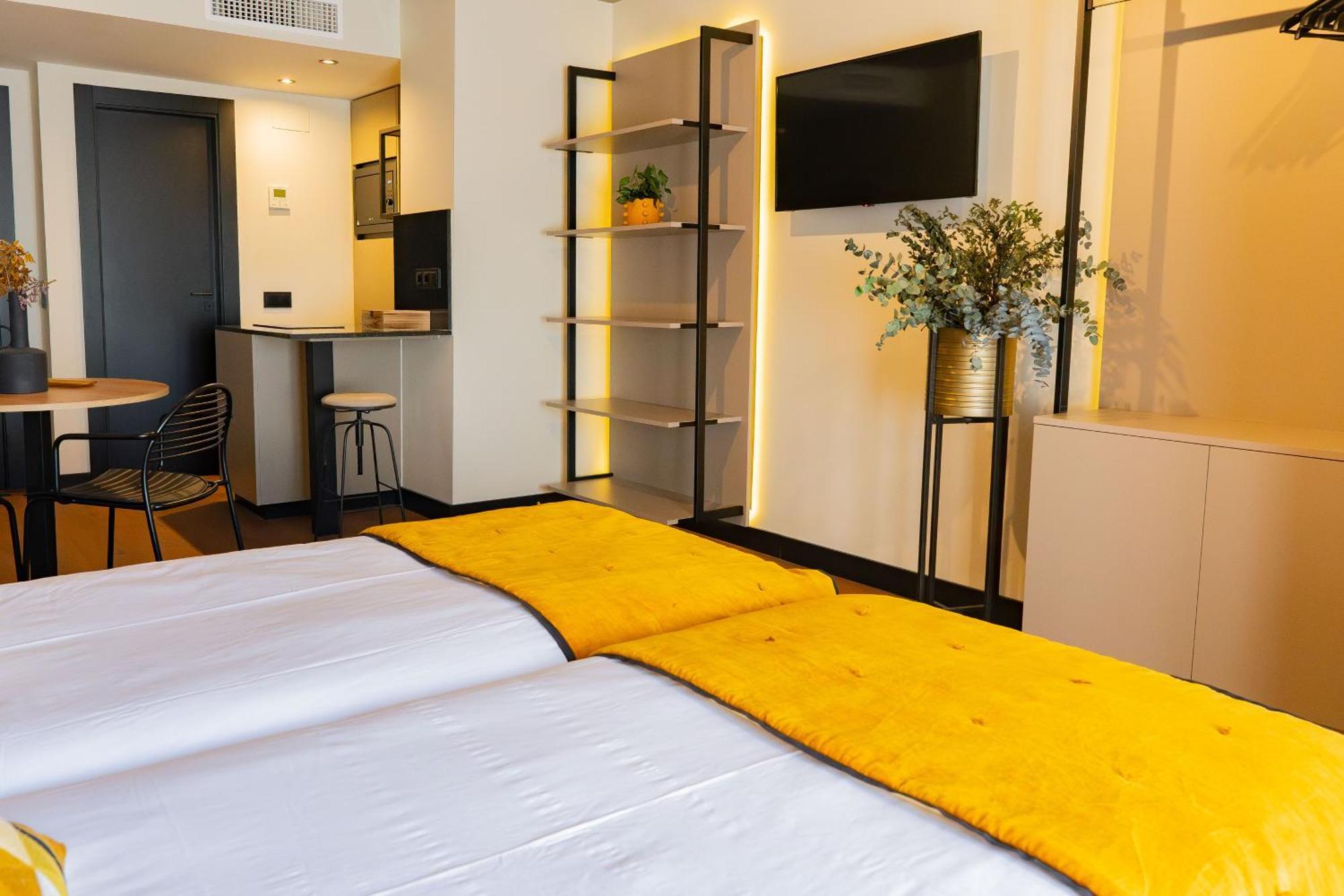 Bubu - Apartamentos En El Centro Málaga Exterior foto